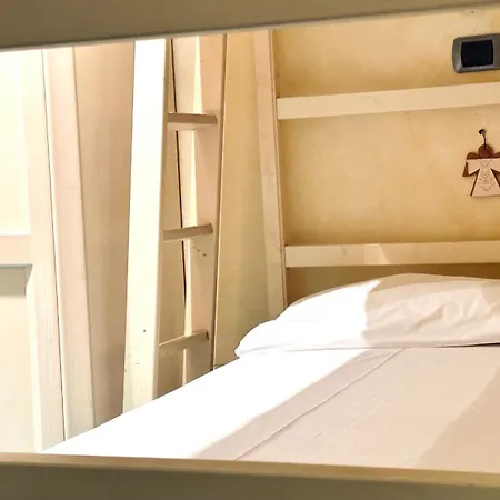 N214 - Delizioso Bilocale In Centro Storico דירה נומאנה