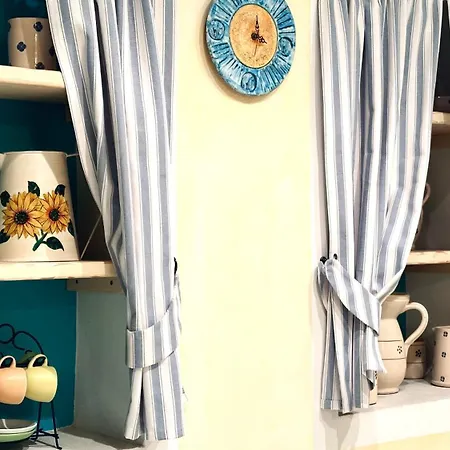 N214 - Delizioso Bilocale In Centro Storico נומאנה